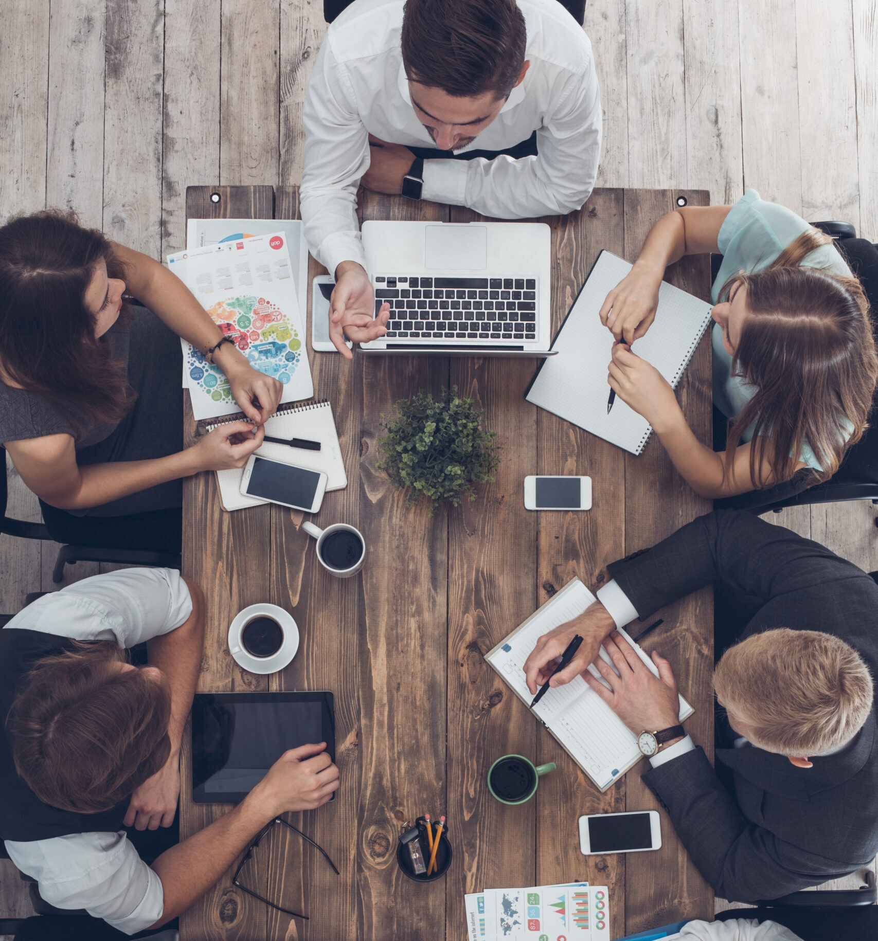 Business,People,Meeting,In,The,Office,Top,View